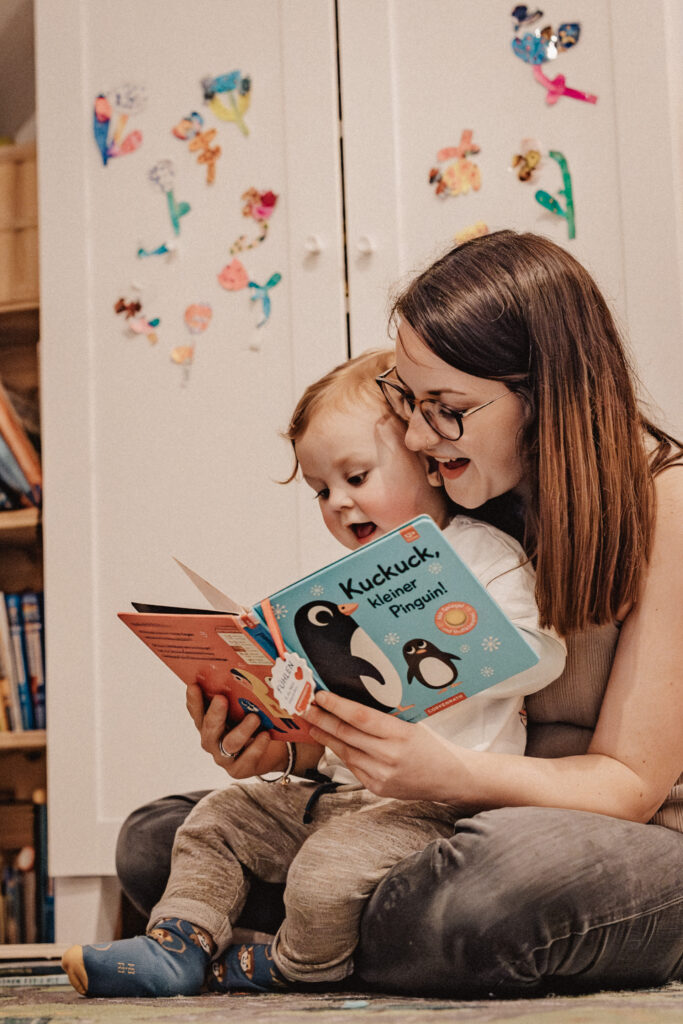 Frau Fotografin mit Namen Isabelle Schiminski aus Schlangenbad  Dokumentarische Familienfotografie für Wiesbaden und den Rheingau. 